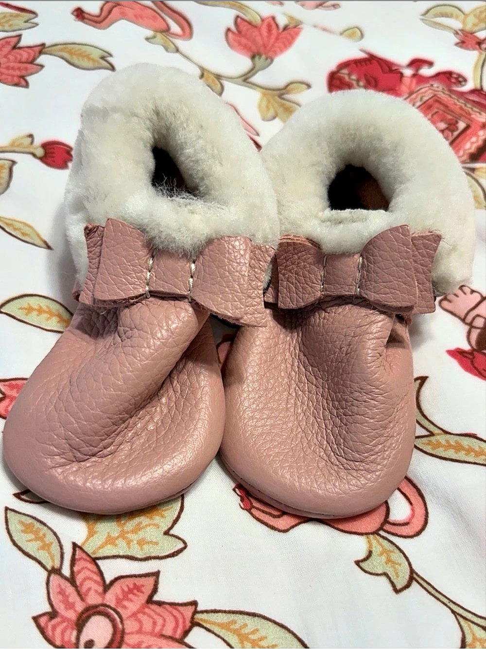 Freshly Picked pink baby shoes size 4